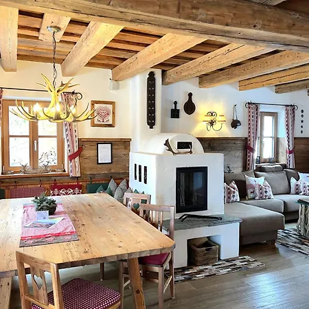 펜션 St Martin Chalets-2 By Interhome